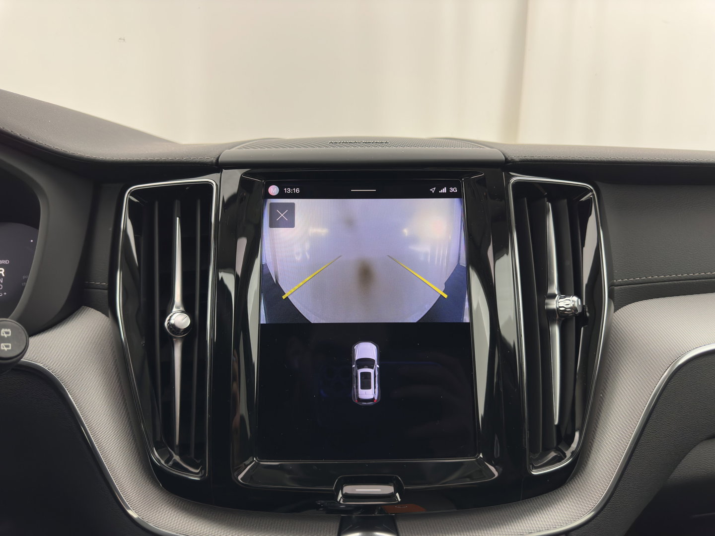 Volvo XC60 2.0 T6 AWD Inscription (Plug-In) {SoH-89%} (INCL-BTW) *PANO | LEATHER | FULL-LED | HARMAN/KARDON | MEMORY-PACK | DIGI-COCKPIT | HEATED-COMFORTSEATS | TOPVIEW | NAVI-FULLMAP | ECC | PDC | CAMERA | 21''ALU*