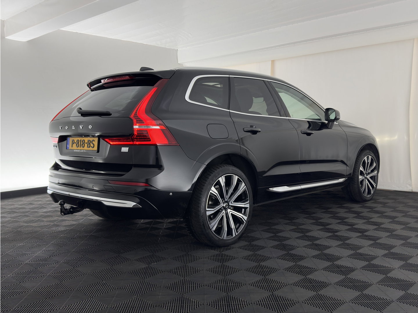 Volvo XC60 2.0 T6 AWD Inscription (Plug-In) {SoH-89%} (INCL-BTW) *PANO | LEATHER | FULL-LED | HARMAN/KARDON | MEMORY-PACK | DIGI-COCKPIT | HEATED-COMFORTSEATS | TOPVIEW | NAVI-FULLMAP | ECC | PDC | CAMERA | 21''ALU*