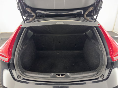 Volvo V40 2.0 D4 Summum Business *LEATHER | NAVI-FULLMAP | MEMORY-PACK | SIPS | HEATED-COMFORTSEATS | PRIVACY-GLASS | TOWBAR | 17"ALU*