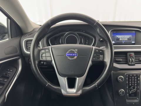 Volvo V40 2.0 D4 Summum Business *LEATHER | NAVI-FULLMAP | MEMORY-PACK | SIPS | HEATED-COMFORTSEATS | PRIVACY-GLASS | TOWBAR | 17"ALU*
