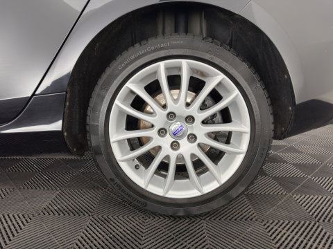 Volvo V40 2.0 D4 Summum Business *LEATHER | NAVI-FULLMAP | MEMORY-PACK | SIPS | HEATED-COMFORTSEATS | PRIVACY-GLASS | TOWBAR | 17"ALU*