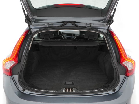 Volvo V60 Cross Country 2.0 D3 Momentum Business *LEATHER | NAVI-FULLMAP | CAMERA | TOWBAR | HEATED-COMFORTSEATS | 17''ALU*