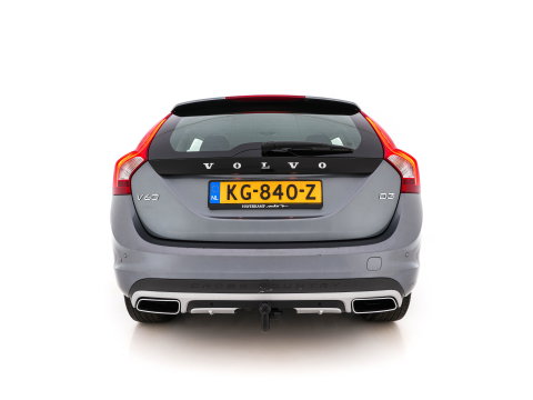 Volvo V60 Cross Country 2.0 D3 Momentum Business *LEATHER | NAVI-FULLMAP | CAMERA | TOWBAR | HEATED-COMFORTSEATS | 17''ALU*