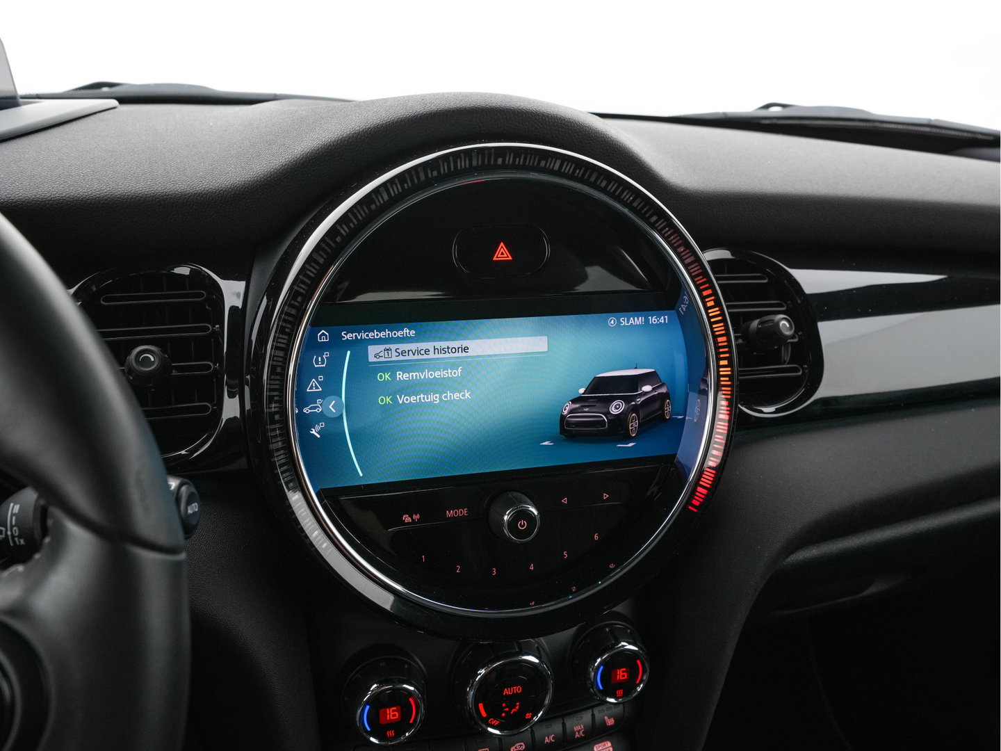 MINI Electric MINI Yours 33 kWh [3-Fase-11kW] {SoH-95%} (INCL-BTW) Aut. *HEATPUMP | LEATHER | HARMAN/KARDON | DIGI-COCKPIT | HEAD-UP | FULL-LED | NAVI-FULLMAP | HEATED-SPORTSEATS | DAB | CRUISE | KEYLESS | AMBIENTLIGHT | PRIVACY-GLASS | 17"ALU*
