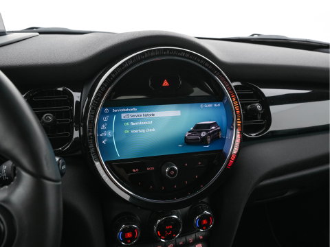 MINI Electric MINI Yours 33 kWh [3-Fase-11kW] {SoH-95%} (INCL-BTW) Aut. *HEATPUMP | LEATHER | HARMAN/KARDON | DIGI-COCKPIT | HEAD-UP | FULL-LED | NAVI-FULLMAP | HEATED-SPORTSEATS | DAB | CRUISE | KEYLESS | AMBIENTLIGHT | PRIVACY-GLASS | 17"ALU*
