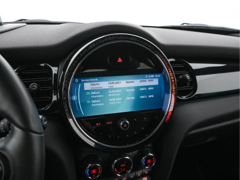 MINI Electric MINI Yours 33 kWh [3-Fase-11kW] {SoH-95%} (INCL-BTW) Aut. *HEATPUMP | LEATHER | HARMAN/KARDON | DIGI-COCKPIT | HEAD-UP | FULL-LED | NAVI-FULLMAP | HEATED-SPORTSEATS | DAB | CRUISE | KEYLESS | AMBIENTLIGHT | PRIVACY-GLASS | 17"ALU*