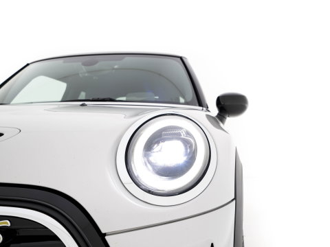 MINI Electric MINI Yours 33 kWh [3-Fase-11kW] {SoH-95%} (INCL-BTW) Aut. *HEATPUMP | LEATHER | HARMAN/KARDON | DIGI-COCKPIT | HEAD-UP | FULL-LED | NAVI-FULLMAP | HEATED-SPORTSEATS | DAB | CRUISE | KEYLESS | AMBIENTLIGHT | PRIVACY-GLASS | 17"ALU*