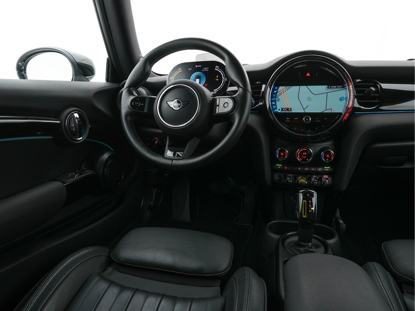 MINI Electric MINI Yours 33 kWh [3-Fase-11kW] {SoH-95%} (INCL-BTW) Aut. *HEATPUMP | LEATHER | HARMAN/KARDON | DIGI-COCKPIT | HEAD-UP | FULL-LED | NAVI-FULLMAP | HEATED-SPORTSEATS | DAB | CRUISE | KEYLESS | AMBIENTLIGHT | PRIVACY-GLASS | 17"ALU*