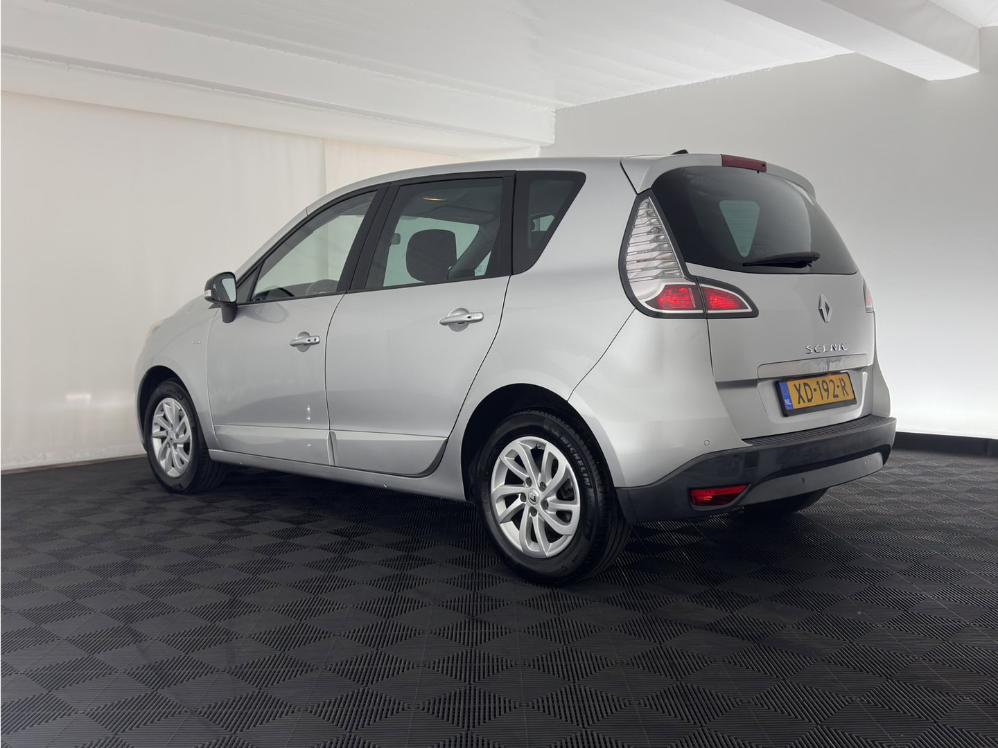 Renault Scénic 1.5 dCi Limited Aut. *DIGI-COCKPIT | NAVI-FULLMAP | HEATED-COMFORTSEATS | KEYLESS | PRIVACY-GLASS | ECC | PDC | 16''ALU*
