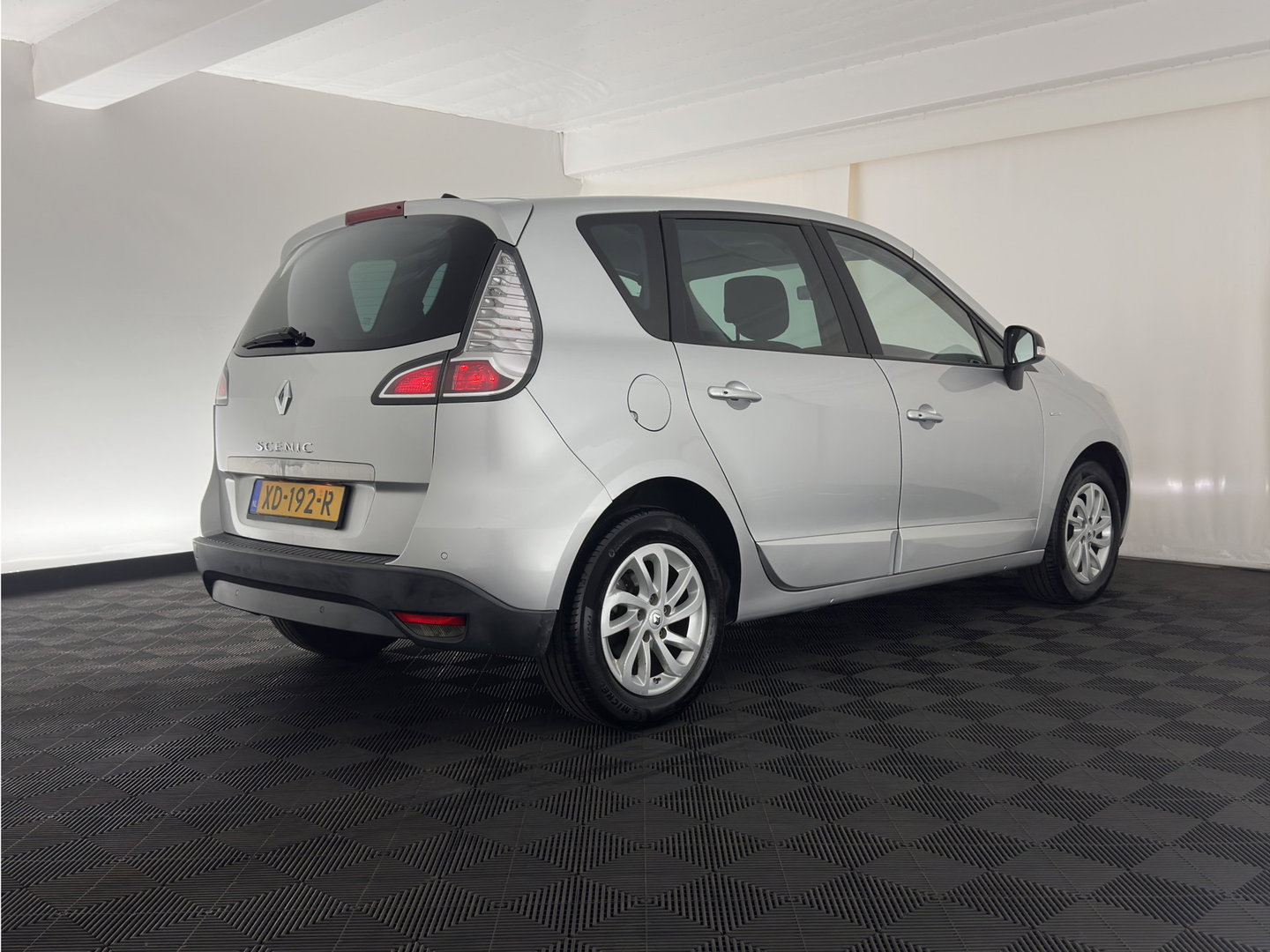 Renault Scénic 1.5 dCi Limited Aut. *DIGI-COCKPIT | NAVI-FULLMAP | HEATED-COMFORTSEATS | KEYLESS | PRIVACY-GLASS | ECC | PDC | 16''ALU*