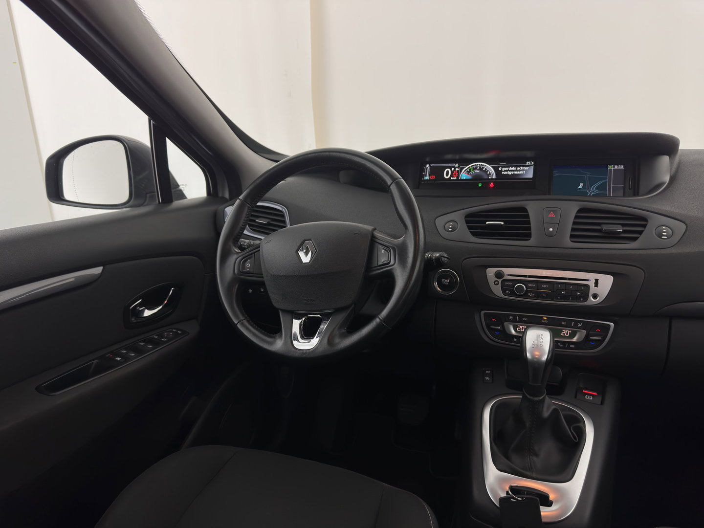Renault Scénic 1.5 dCi Limited Aut. *DIGI-COCKPIT | NAVI-FULLMAP | HEATED-COMFORTSEATS | KEYLESS | PRIVACY-GLASS | ECC | PDC | 16''ALU*