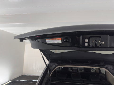 Mitsubishi Outlander 2.0 PHEV Instyle (Plug-In) {SoH-94%} Aut. *PANO | LEATHER | XENON | NAVI-FULLMAP | KEYLESS | CAMERA | HEATED-COMFORTSEATS | ECC | SHIFTPADDELS | PDC | CRUISE | DAB | PRIVACY-GLASS | ROCKFORD-AUDIO | LANE-ASSIST | 18"ALU