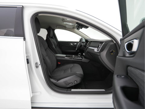 Volvo V60 2.0 T6 Core Bright AWD (Plug-In) {SoH-97%} (INCL-BTW)  Aut. *FULL-LED | DIGI-COCKPIT | CAMERA | HEATED-COMFORTSEATS | KEYLESS | DAB | PRIVACY-GLASS | CARPLAY | NAVI-FULLMAP | TOWBAR | 18''ALU*