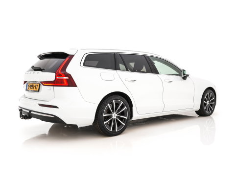 Volvo V60 2.0 T6 Core Bright AWD (Plug-In) {SoH-97%} (INCL-BTW)  Aut. *FULL-LED | DIGI-COCKPIT | CAMERA | HEATED-COMFORTSEATS | KEYLESS | DAB | PRIVACY-GLASS | CARPLAY | NAVI-FULLMAP | TOWBAR | 18''ALU*