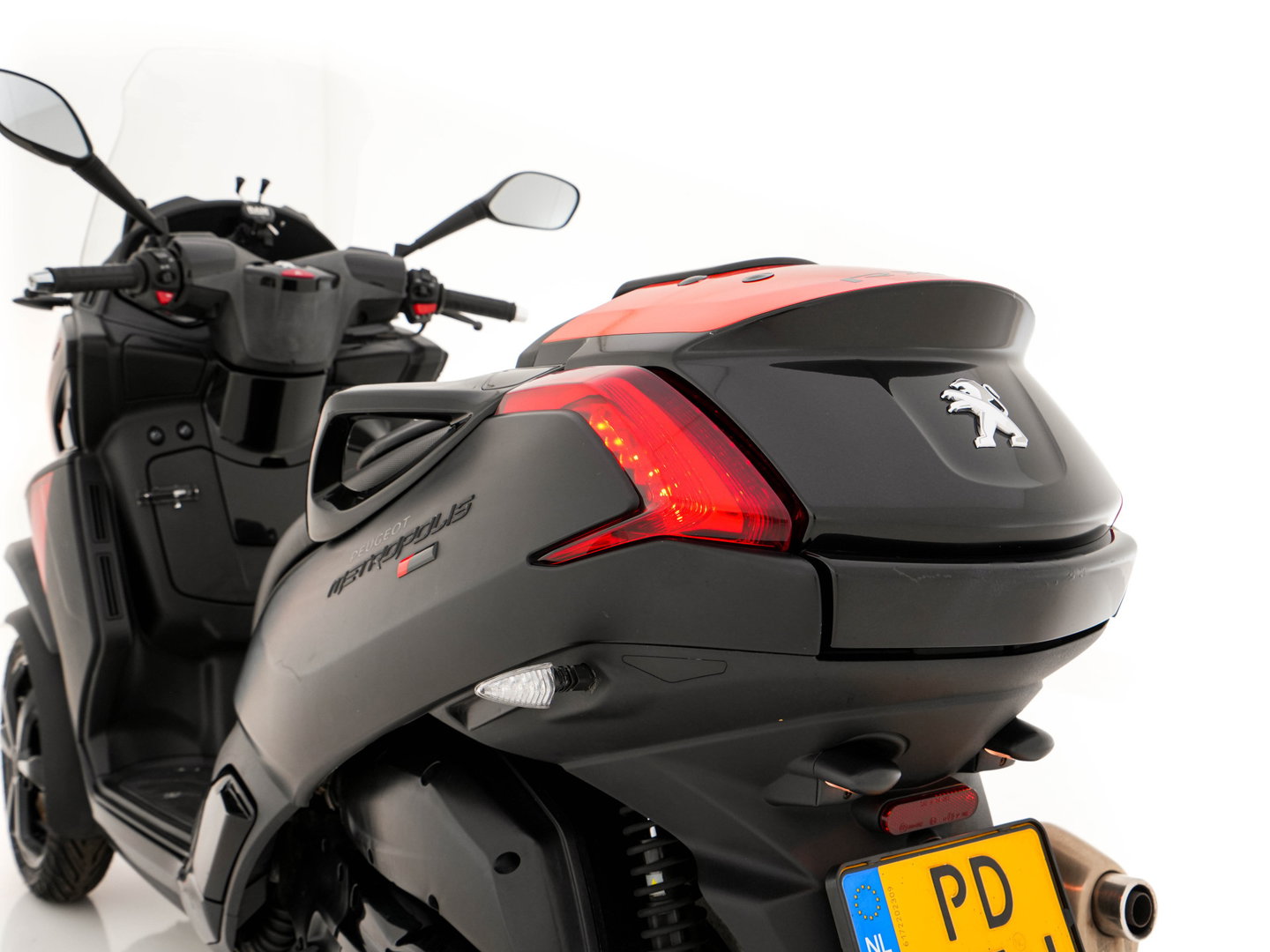 Peugeot Metropolis RX-R 400i 