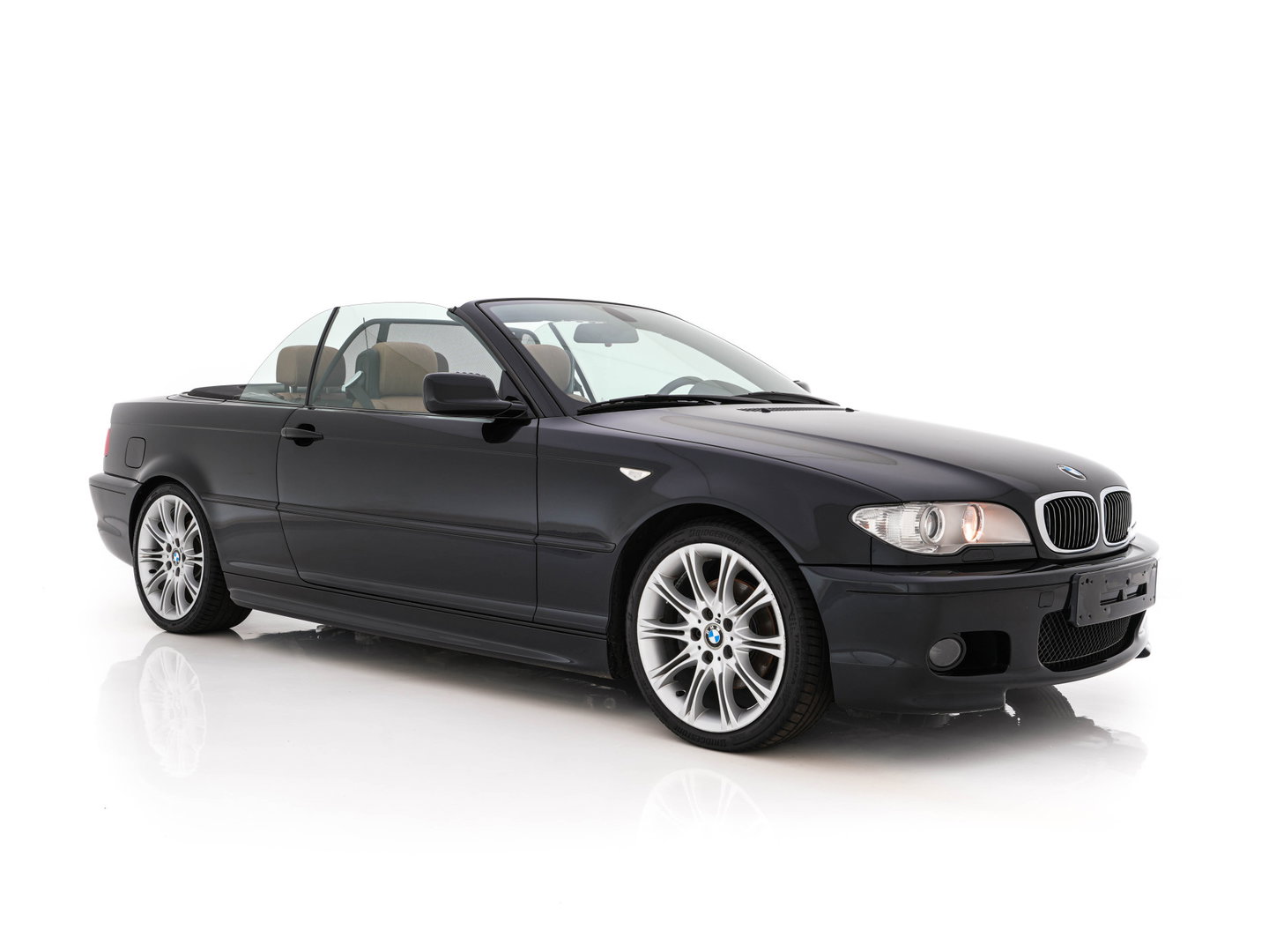 BMW 3 Serie Cabrio 325Ci (E46) M-Sportpack Special Executive *LEATHER | HARMAN-KARDON | MEMORY-PACK | HEATED-SPORTSEATS | XENON | NAVI-FULLMAP | AIRSCARF | PDC | CRUISE | ECC | 18"ALU*