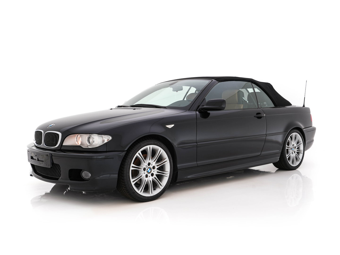 BMW 3 Serie Cabrio 325Ci (E46) M-Sportpack Special Executive *LEATHER | HARMAN-KARDON | MEMORY-PACK | HEATED-SPORTSEATS | XENON | NAVI-FULLMAP | AIRSCARF | PDC | CRUISE | ECC | 18"ALU*