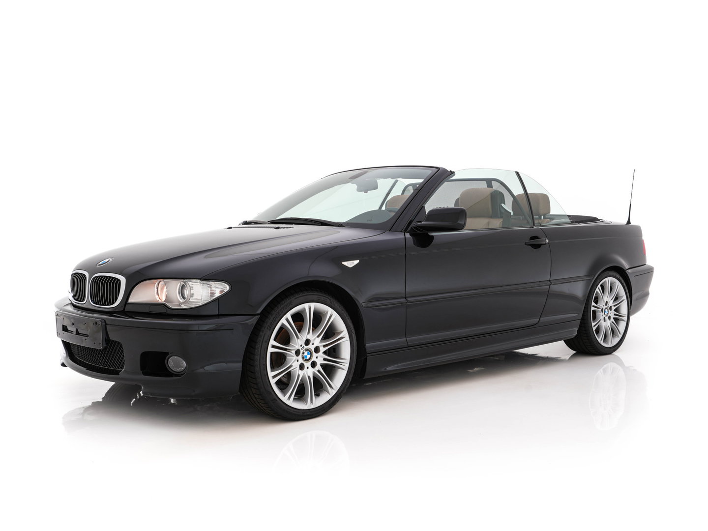 BMW 3 Serie Cabrio 325Ci (E46) M-Sportpack Special Executive *LEATHER | HARMAN-KARDON | MEMORY-PACK | HEATED-SPORTSEATS | XENON | NAVI-FULLMAP | AIRSCARF | PDC | CRUISE | ECC | 18"ALU*