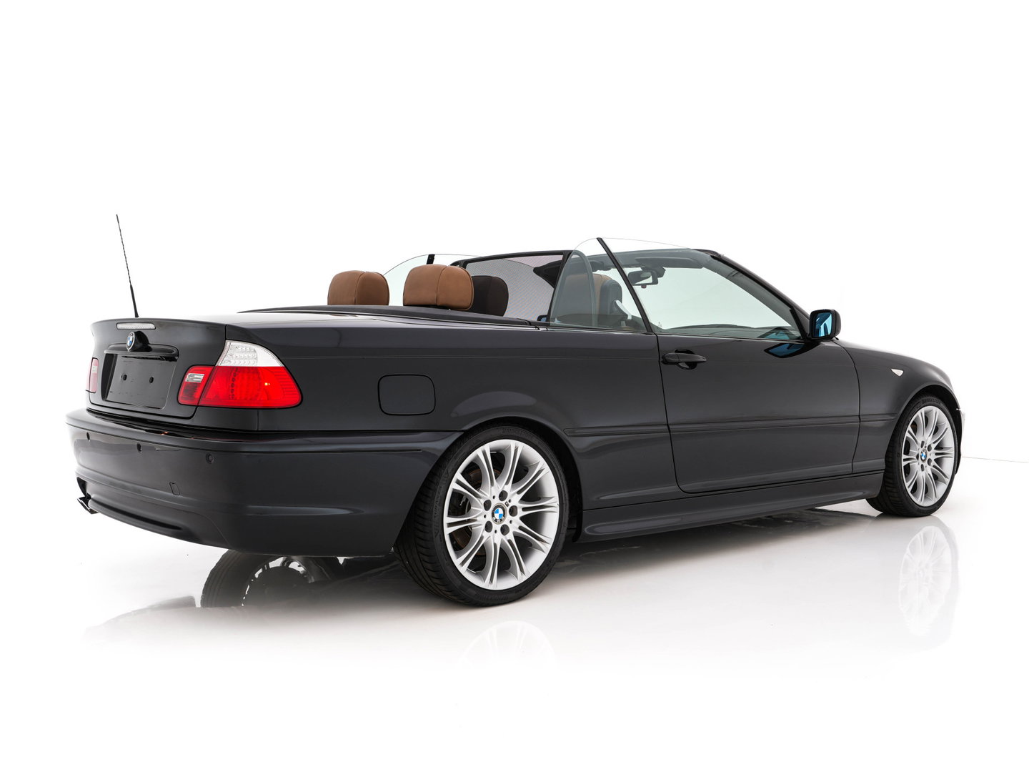 BMW 3 Serie Cabrio 325Ci (E46) M-Sportpack Special Executive *LEATHER | HARMAN-KARDON | MEMORY-PACK | HEATED-SPORTSEATS | XENON | NAVI-FULLMAP | AIRSCARF | PDC | CRUISE | ECC | 18"ALU*