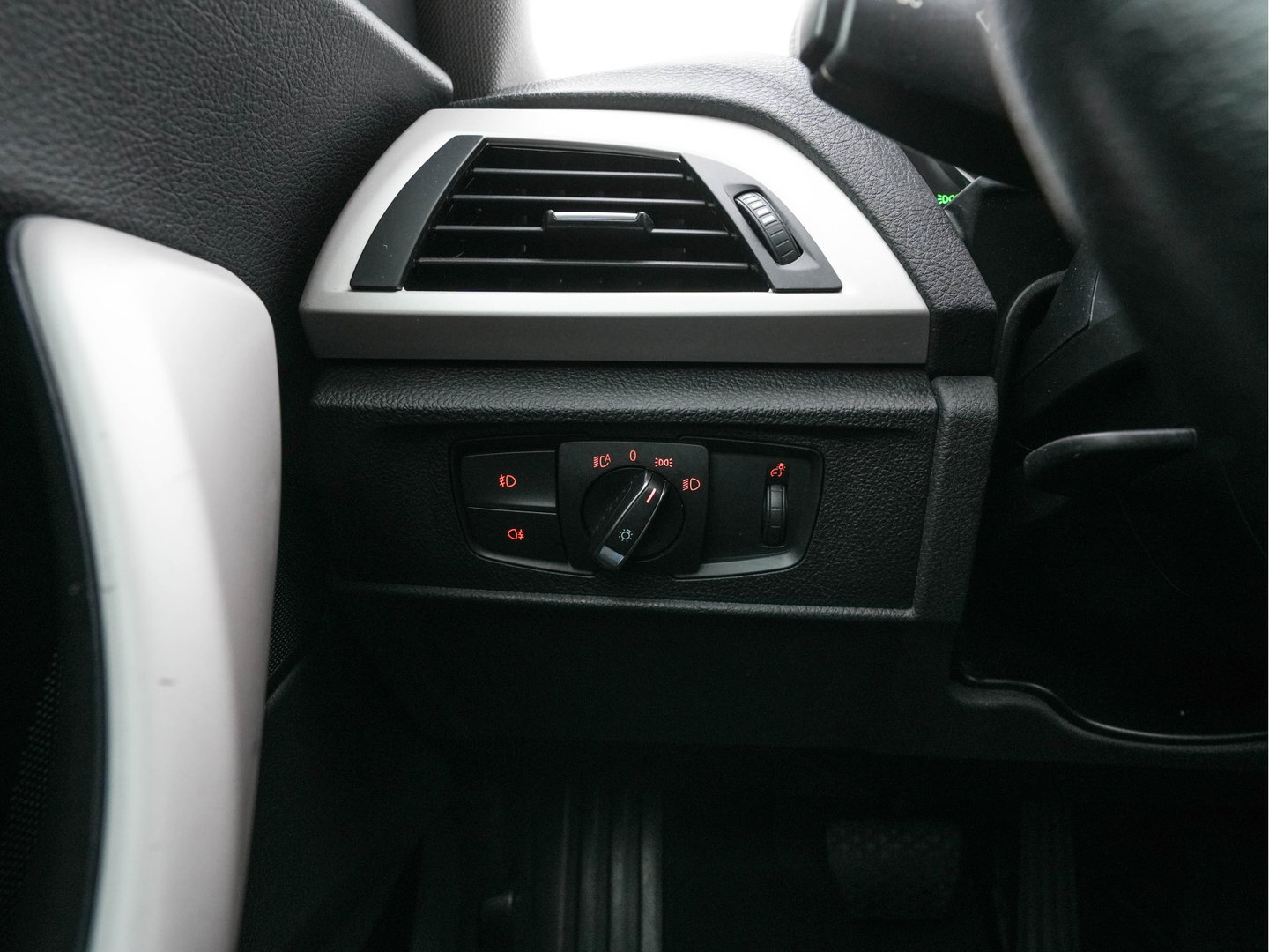 BMW 2 Serie Coupé 218d Executive Aut. *XENON | NAVI-FULLMAP | SPORTSEATS | PRIVACY-GLASS | ECC | PDC | CRUISE | 17''ALU*