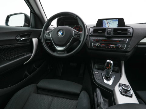 BMW 2 Serie Coupé 218d Executive Aut. *XENON | NAVI-FULLMAP | SPORTSEATS | PRIVACY-GLASS | ECC | PDC | CRUISE | 17''ALU*