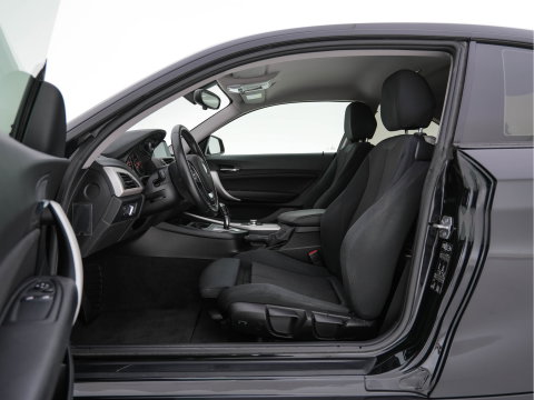 BMW 2 Serie Coupé 218d Executive Aut. *XENON | NAVI-FULLMAP | SPORTSEATS | PRIVACY-GLASS | ECC | PDC | CRUISE | 17''ALU*