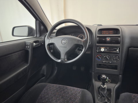 Opel Astra 1.6 Pearl *AIRCO | VELOURS | COMFORTSEATS | RADIO-CD | TOWBAR*