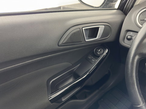 Ford Fiesta 1.6 TDCi Lease Titanium *NAVI-FULLMAP | SONY-AUDIO | KEYLESS | ECC | CRUISE | PDC | PRVACY-GLASS | 14''ALU*