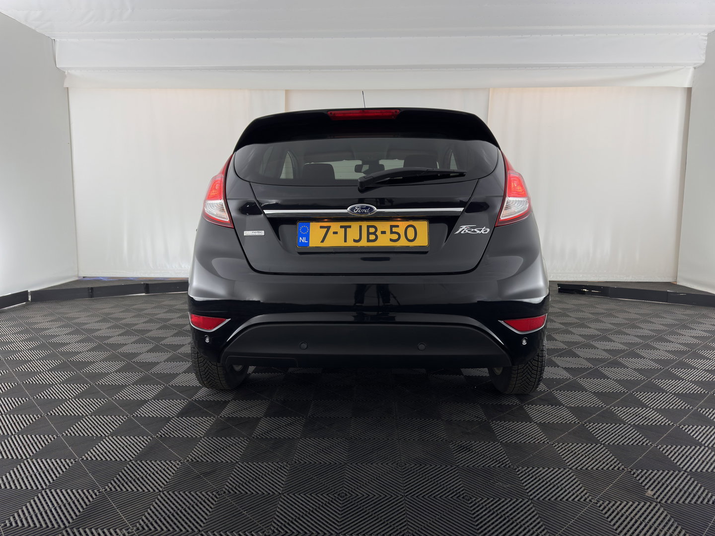 Ford Fiesta 1.6 TDCi Lease Titanium *NAVI-FULLMAP | SONY-AUDIO | KEYLESS | ECC | CRUISE | PDC | PRVACY-GLASS | 14''ALU*