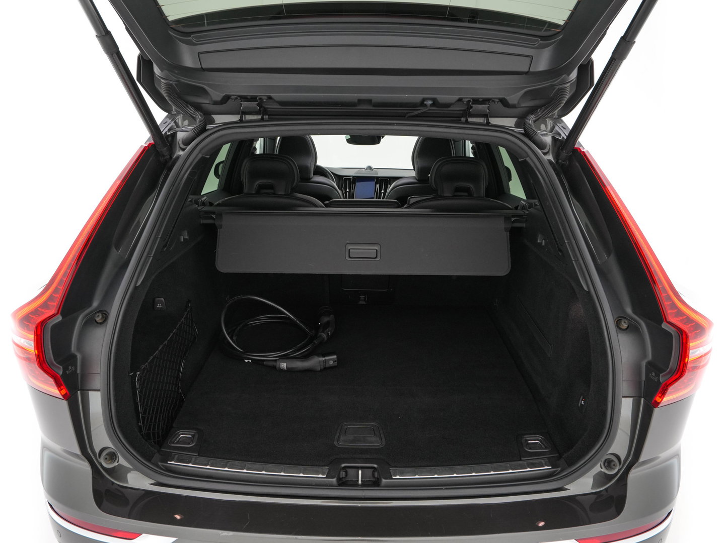 Volvo XC60 2.0 T8 Twin Engine Inscription AWD (Plug-In) *PANO | LEATHER | FULL-LED | BOWERS&WILKINS | MEMORY-PACK | BLINDSPOT | DIGI-COCKPIT | HEATED-COMFORTSEATS | TOPVIEW | NAVI-FULLMAP | ECC | PDC | HEAD-UP |  TOWBAR | 20''ALU *