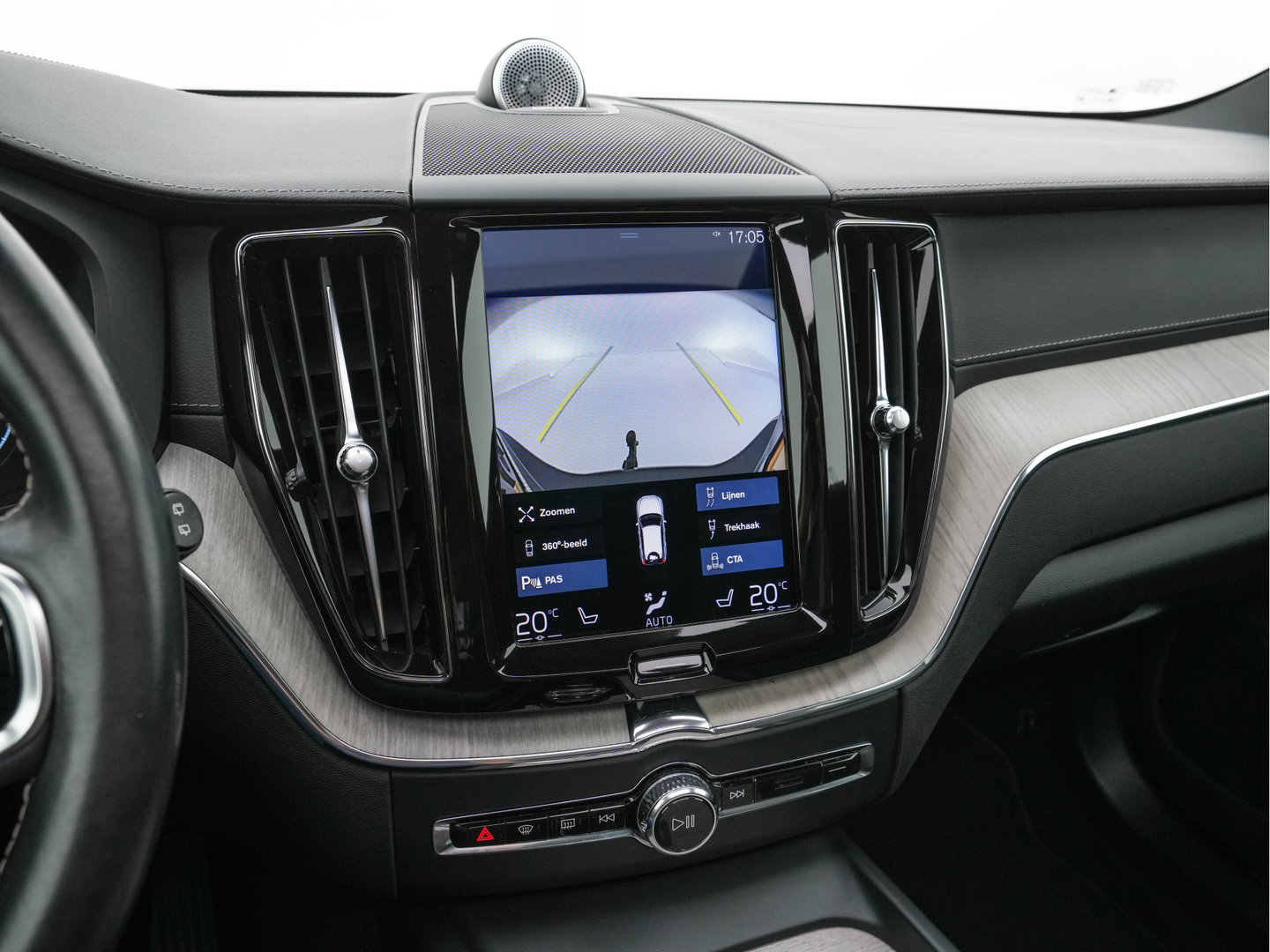Volvo XC60 2.0 T8 Twin Engine Inscription AWD (Plug-In) *PANO | LEATHER | FULL-LED | BOWERS&WILKINS | MEMORY-PACK | BLINDSPOT | DIGI-COCKPIT | HEATED-COMFORTSEATS | TOPVIEW | NAVI-FULLMAP | ECC | PDC | HEAD-UP |  TOWBAR | 20''ALU *