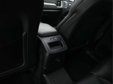 Volvo XC60 2.0 T8 Twin Engine Inscription AWD (Plug-In) *PANO | LEATHER | FULL-LED | BOWERS&WILKINS | MEMORY-PACK | BLINDSPOT | DIGI-COCKPIT | HEATED-COMFORTSEATS | TOPVIEW | NAVI-FULLMAP | ECC | PDC | HEAD-UP |  TOWBAR | 20''ALU *