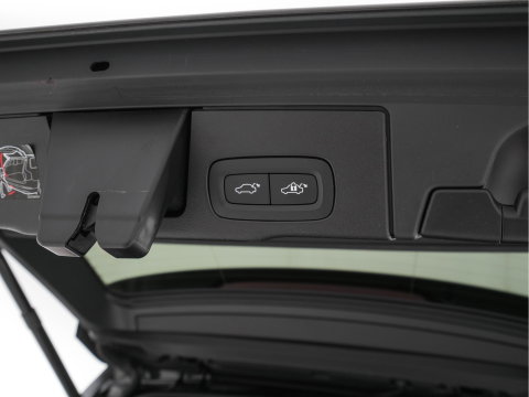 Volvo XC60 2.0 T8 Twin Engine Inscription AWD (Plug-In) *PANO | LEATHER | FULL-LED | BOWERS&WILKINS | MEMORY-PACK | BLINDSPOT | DIGI-COCKPIT | HEATED-COMFORTSEATS | TOPVIEW | NAVI-FULLMAP | ECC | PDC | HEAD-UP |  TOWBAR | 20''ALU *