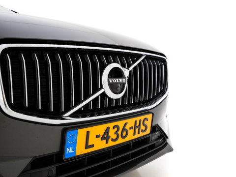Volvo XC60 2.0 T8 Twin Engine Inscription AWD (Plug-In) *PANO | LEATHER | FULL-LED | BOWERS&WILKINS | MEMORY-PACK | BLINDSPOT | DIGI-COCKPIT | HEATED-COMFORTSEATS | TOPVIEW | NAVI-FULLMAP | ECC | PDC | HEAD-UP |  TOWBAR | 20''ALU *