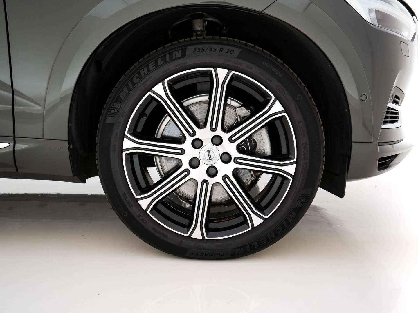 Volvo XC60 2.0 T8 Twin Engine Inscription AWD (Plug-In) *PANO | LEATHER | FULL-LED | BOWERS&WILKINS | MEMORY-PACK | BLINDSPOT | DIGI-COCKPIT | HEATED-COMFORTSEATS | TOPVIEW | NAVI-FULLMAP | ECC | PDC | HEAD-UP |  TOWBAR | 20''ALU *