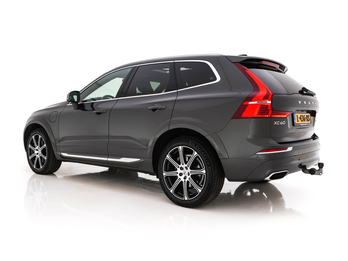 Volvo XC60 2.0 T8 Twin Engine Inscription AWD (Plug-In) *PANO | LEATHER | FULL-LED | BOWERS&WILKINS | MEMORY-PACK | BLINDSPOT | DIGI-COCKPIT | HEATED-COMFORTSEATS | TOPVIEW | NAVI-FULLMAP | ECC | PDC | HEAD-UP |  TOWBAR | 20''ALU *