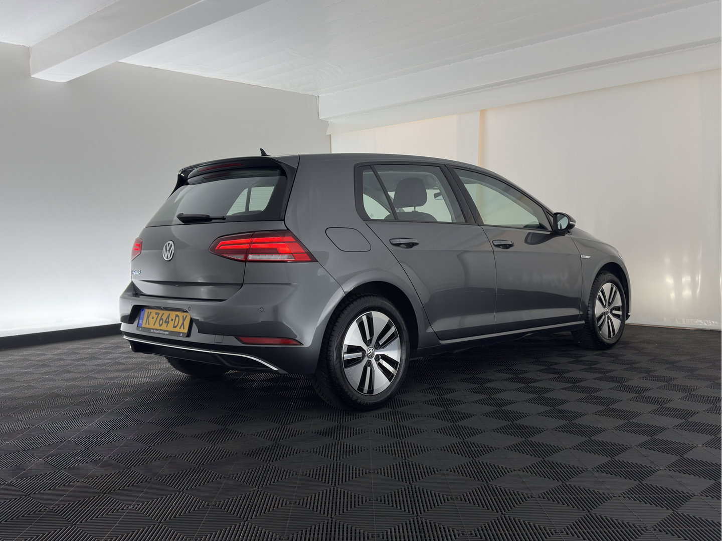 Volkswagen e-Golf E-dition {SoH-90%} (INCL-BTW) Aut.  *ADAPTIVE-CRUISE | FULL-LED | NAVI-FULLMAP | ECC | CCS-FASTLOADER | PDC | 16''ALU*
