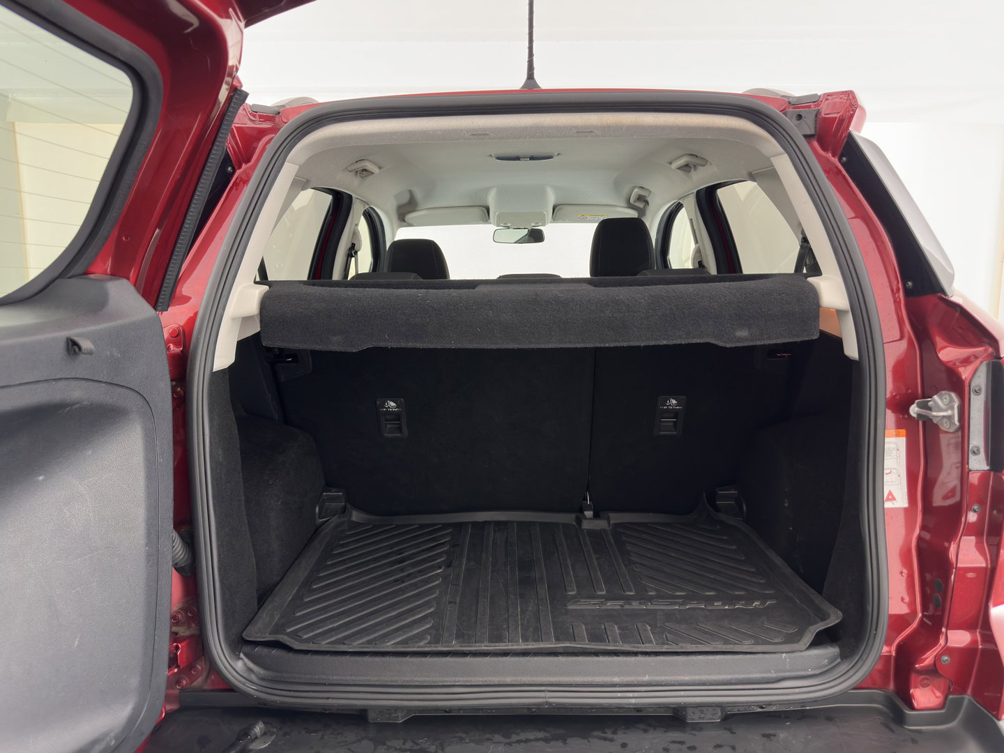 Ford EcoSport 1.0 EcoBoost Trend Ultimate (INCL-BTW) *NAVI-FULLMAP | CAMERA | CRUISE | COMFORTSEATS | FORD-SYNC3-AUDIO | PRIVACY-GLASS | PDC | TOWBAR | 16''ALU*