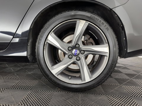 Volvo V60 2.4 D6 Twin Engine R-Design AWD (Plug-In) Aut. *PANO | LEATHER | XENON | MEMORY-PACK | NAVI-FULLMAP | HEATED-SPORTSEATS | PRIVACY-GLASS | ECC | PDC | CRUISE | TOWBAR | 18''ALU*
