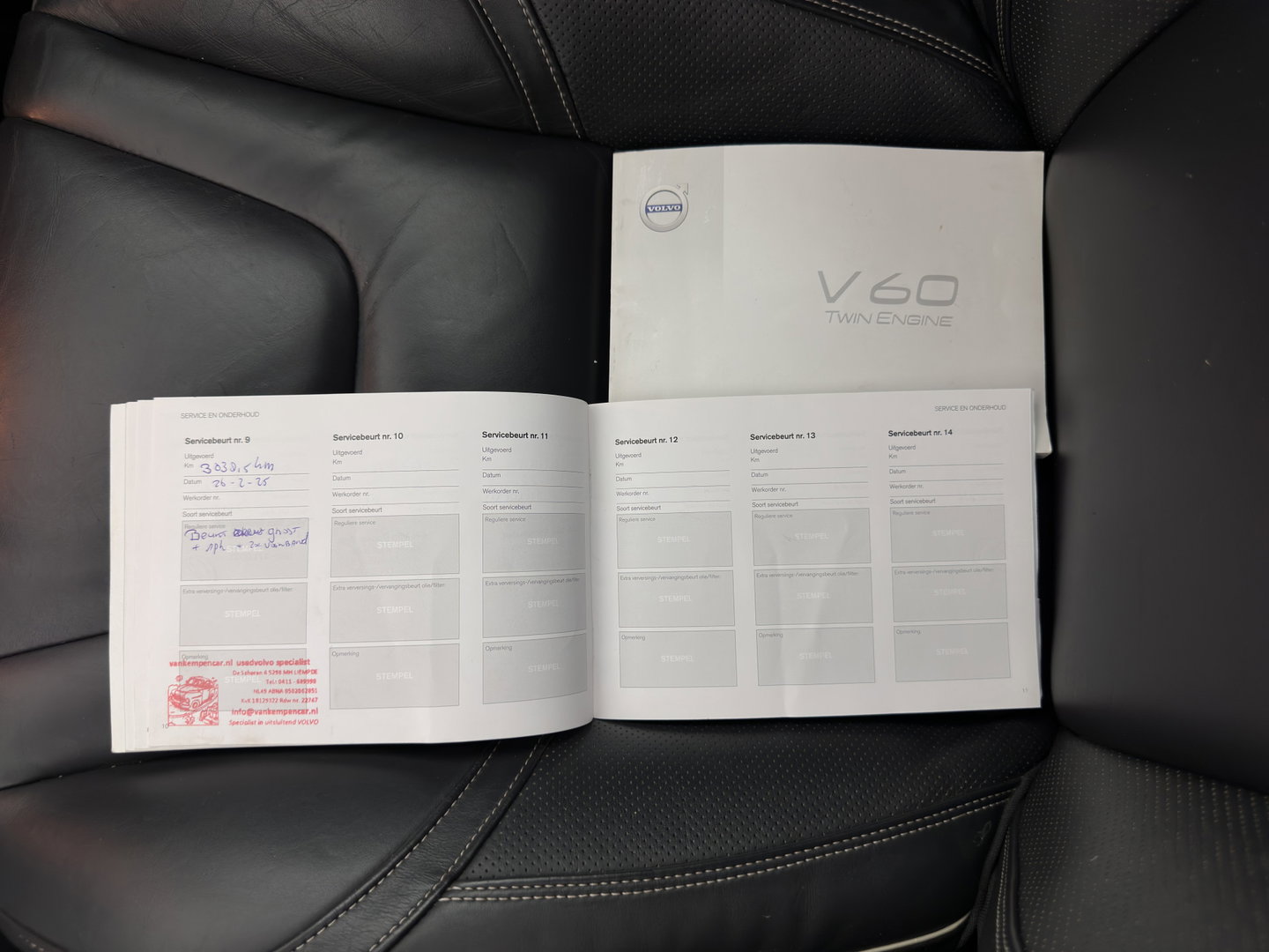 Volvo V60 2.4 D6 Twin Engine R-Design AWD (Plug-In) Aut. *PANO | LEATHER | XENON | MEMORY-PACK | NAVI-FULLMAP | HEATED-SPORTSEATS | PRIVACY-GLASS | ECC | PDC | CRUISE | TOWBAR | 18''ALU*