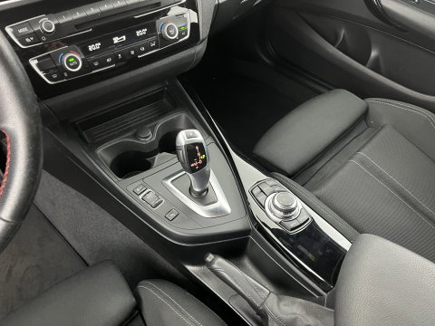 BMW 1-serie 116d Sportline Corporate Lease Executive Aut. *FULL-LED | SPORTSEATS | HIFI-SOUND | NAVI-FULLMAP | ECC | PDC | CRUISE | 17''ALU*