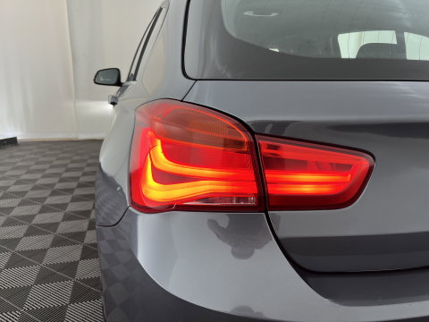 BMW 1-serie 116d Sportline Corporate Lease Executive Aut. *FULL-LED | SPORTSEATS | HIFI-SOUND | NAVI-FULLMAP | ECC | PDC | CRUISE | 17''ALU*