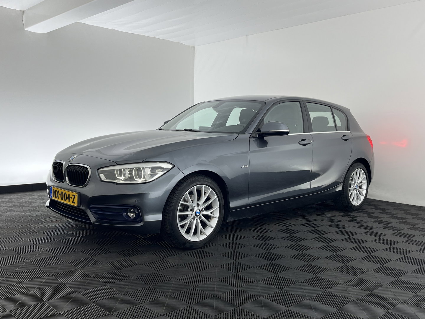 BMW 1-serie 116d Sportline Corporate Lease Executive Aut. *FULL-LED | SPORTSEATS | HIFI-SOUND | NAVI-FULLMAP | ECC | PDC | CRUISE | 17''ALU*