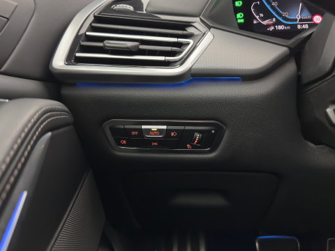 BMW X5 xDrive45e M-Sportpack High Executive (Plug-In) {SoH-91%} (INCL-BTW) *PANO | LEATHER | LASER-LED | HARMAN/KARDON | MEMORY-PACK | TOPVIEW | ADAPTIVE-CRUISE | BLINDSPOT | DIGI-COCKPIT | PRIVACY-GLASS | SHIFTPADDLES | HEAD-UP | TOWBAR | 22''A
