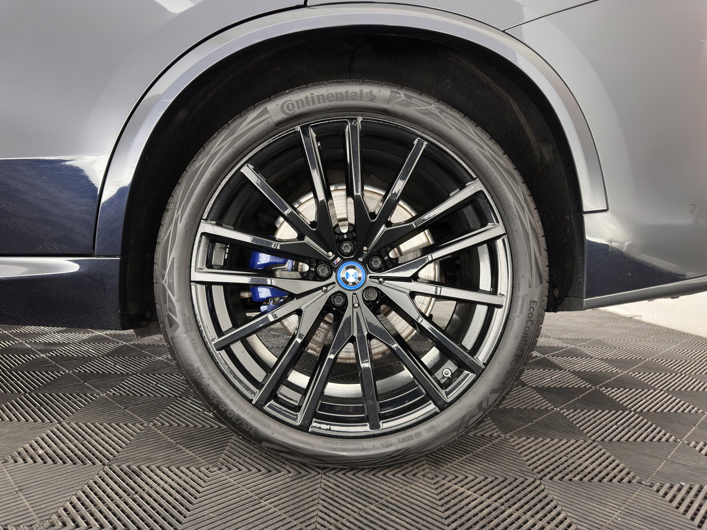 BMW X5 xDrive45e M-Sportpack High Executive (Plug-In) {SoH-91%} (INCL-BTW) *PANO | LEATHER | LASER-LED | HARMAN/KARDON | MEMORY-PACK | TOPVIEW | ADAPTIVE-CRUISE | BLINDSPOT | DIGI-COCKPIT | PRIVACY-GLASS | SHIFTPADDLES | HEAD-UP | TOWBAR | 22''A