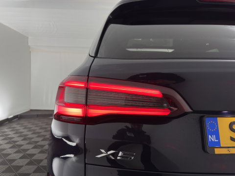 BMW X5 xDrive45e M-Sportpack High Executive (Plug-In) {SoH-91%} (INCL-BTW) *PANO | LEATHER | LASER-LED | HARMAN/KARDON | MEMORY-PACK | TOPVIEW | ADAPTIVE-CRUISE | BLINDSPOT | DIGI-COCKPIT | PRIVACY-GLASS | SHIFTPADDLES | HEAD-UP | TOWBAR | 22''A