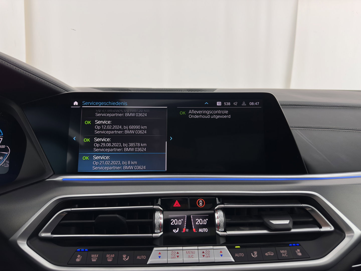 BMW X5 xDrive45e M-Sportpack High Executive (Plug-In) {SoH-91%} (INCL-BTW) *PANO | LEATHER | LASER-LED | HARMAN/KARDON | MEMORY-PACK | TOPVIEW | ADAPTIVE-CRUISE | BLINDSPOT | DIGI-COCKPIT | PRIVACY-GLASS | SHIFTPADDLES | HEAD-UP | TOWBAR | 22''A