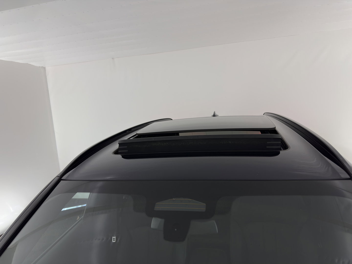 BMW X5 xDrive45e M-Sportpack High Executive (Plug-In) {SoH-91%} (INCL-BTW) *PANO | LEATHER | LASER-LED | HARMAN/KARDON | MEMORY-PACK | TOPVIEW | ADAPTIVE-CRUISE | BLINDSPOT | DIGI-COCKPIT | PRIVACY-GLASS | SHIFTPADDLES | HEAD-UP | TOWBAR | 22''A