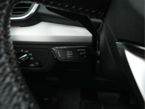 Audi Q5 55 TFSI S-Line Competition Quattro (Plug-In) Aut. *PANO | LEATHER | FULL-LED | HEATED-SPORTSEATS | KEYLESS | CAMERA | NAVI-FULLMAP | PRIVACY-GLASS | DIGI-COCKPIT | CRUISE-ADPAPTIVE | DAB | 21"ALU*