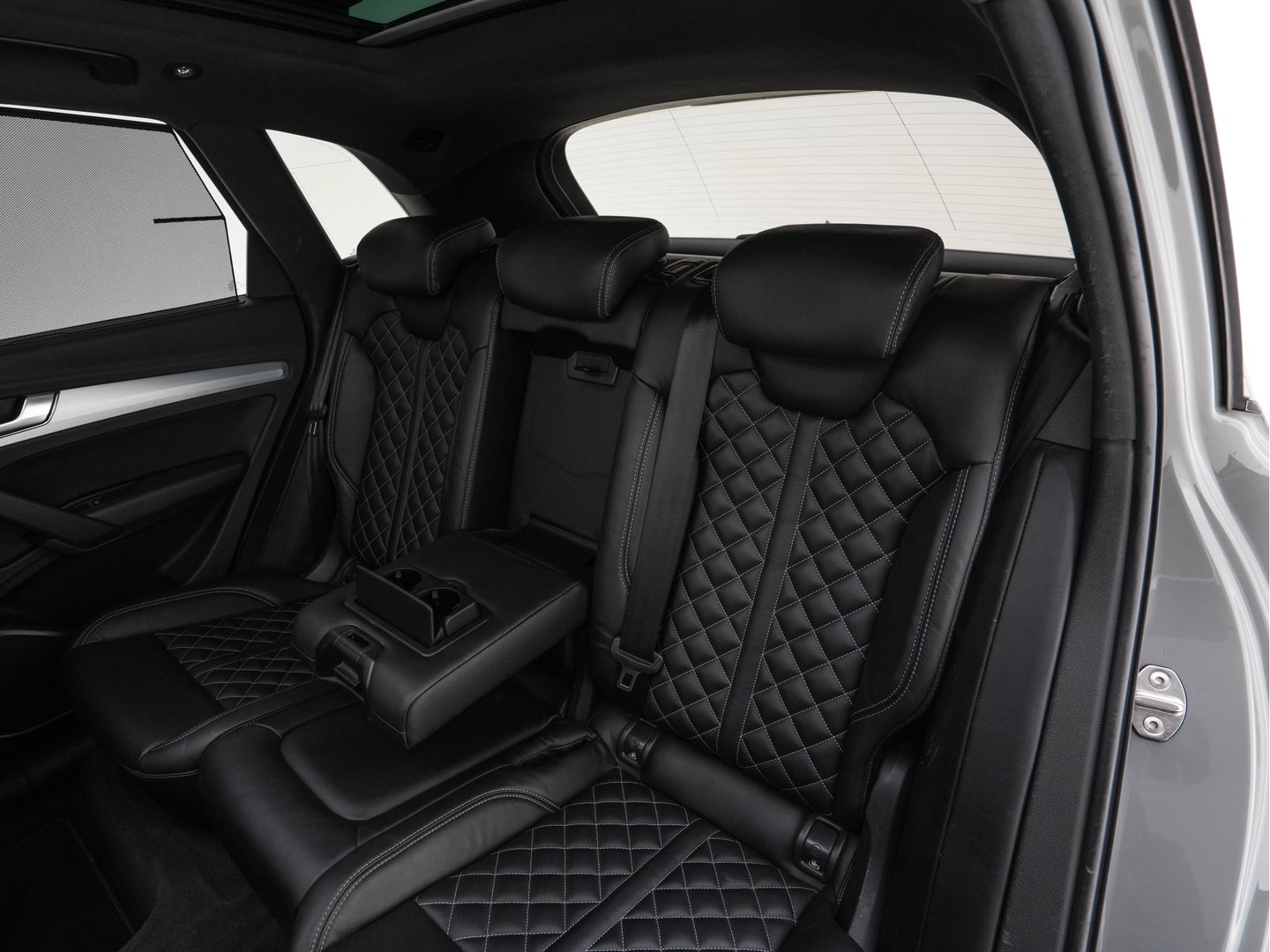 Audi Q5 55 TFSI S-Line Competition Quattro (Plug-In) Aut. *PANO | LEATHER | FULL-LED | HEATED-SPORTSEATS | KEYLESS | CAMERA | NAVI-FULLMAP | PRIVACY-GLASS | DIGI-COCKPIT | CRUISE-ADPAPTIVE | DAB | 21"ALU*